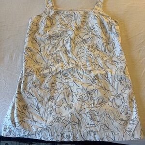 a new day Black and White Floral Camisole